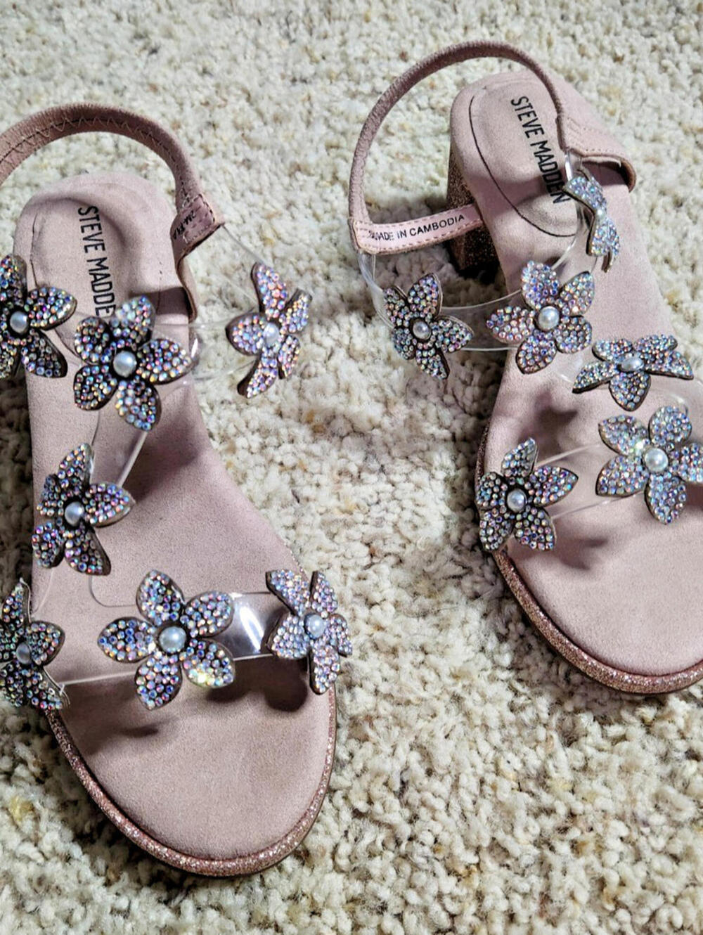 NWD $95 Steve Madden girl's Floral Sandals Size 2M